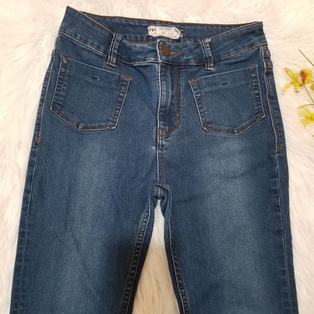 FREE PEOPLE Medium Blue Skinny jeans SIZE W27, With Pockets. - Picture 3 of 17